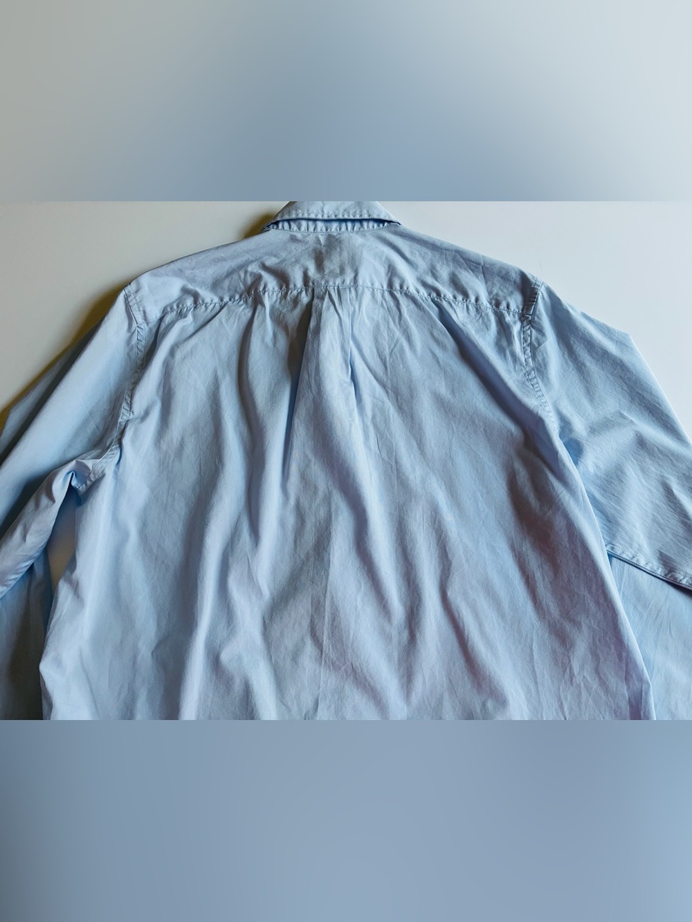 J. Crew Light Blue Men's Poplin shirt with point collar. M. NWT. - Picture 10 of 14